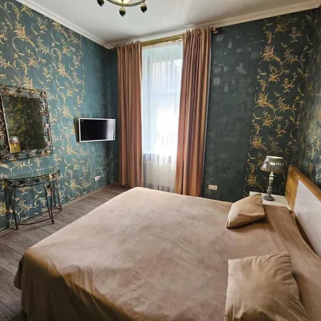 דירה On Lyul'ky 5 *